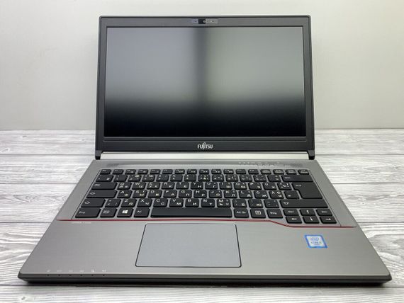 Ноутбук Fujitsu LifeBook E746 / 14" (1920x1080) IPS / Intel Core i7-6600U (2 (4) ядра по 2.6 - 3.4 GHz) / 8 GB DDR4 / 120 GB SSD / Intel HD Graphics 520 / WebCam б/у | Зображення 1