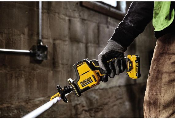 Пила сабельная аккумуляторная 12В бесщёточная DeWALT DCS312D2 | Зображення 2