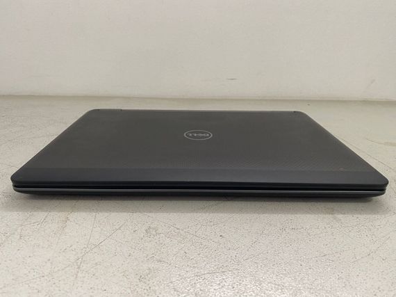Ноутбук Dell Latitude E7440 / 14" (1920x1080) TN Touch / Intel Core i5-4310U (2 (4) ядра по 2.0 - 3.0 GHz) / 8 GB DDR3 / 128 GB SSD / Intel HD Graphics 4400 / WebCam б/у | Зображення 4