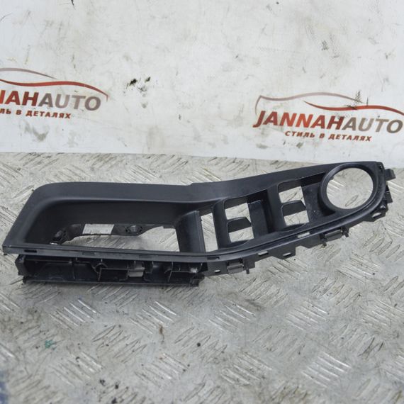 Накладка ручки двері передньої лівої Ford Fiesta VII 2012-2017 Накладка кнопок лівих дверцят Форд C1BBA240A41