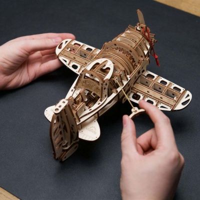 Конструктор Ugears Самолет Бешеный Шершень (6337396) | Зображення 7