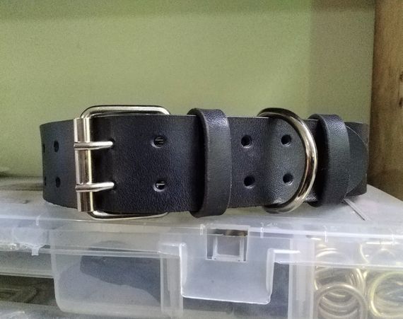 Крепкий надежный ошейник из натуральной кожи "Lockdog" черный