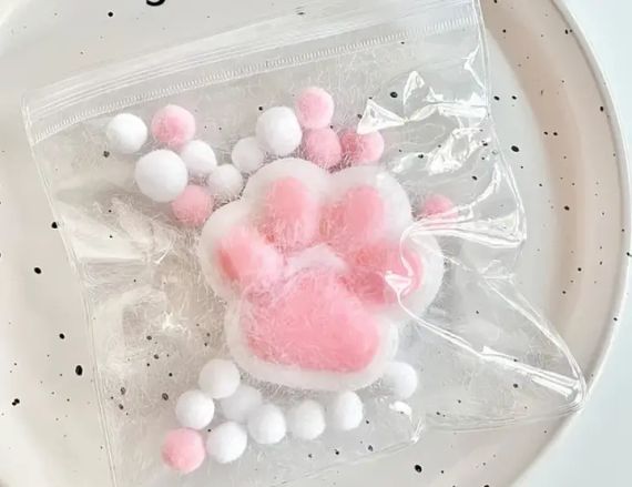 Іграшка-антистрес Сквіші Лапка Котика | Зображення 3