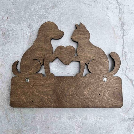 Держатель для ключей из дерева Дом, где живёт любовь ключница из фанеры с котом и собакой | Зображення 5