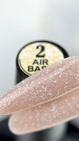 База з шимером Crooz Air Base №02 (теплий бежевий) 8мл | Зображення 1