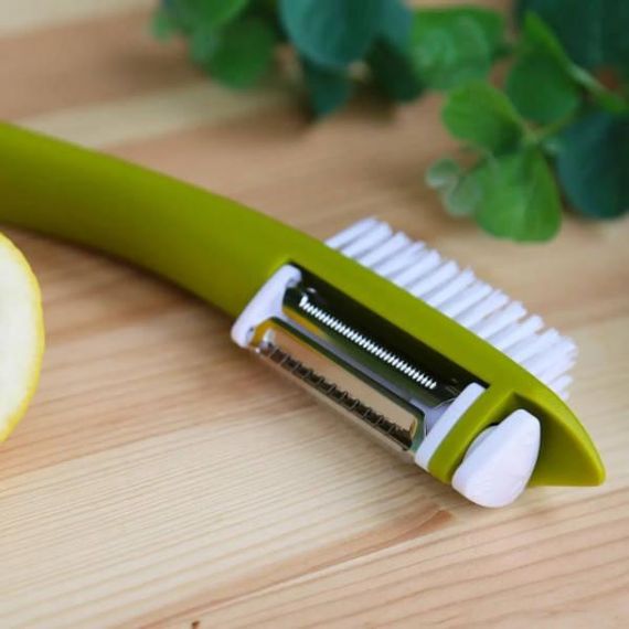 Овочечистка із щіткою Multi Peeller Салатова