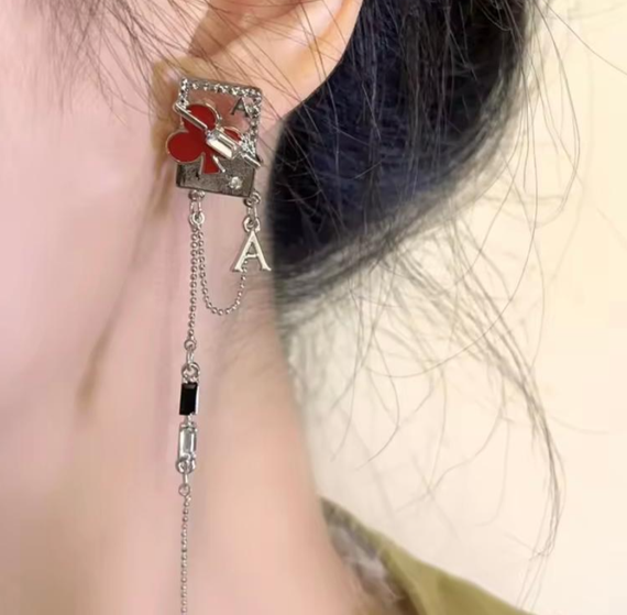 Сережки з гральними картами, сережки з камінцями, сережки карти, сережки з картами, сережки гральні карти, сережки з камінчиками | Зображення 3