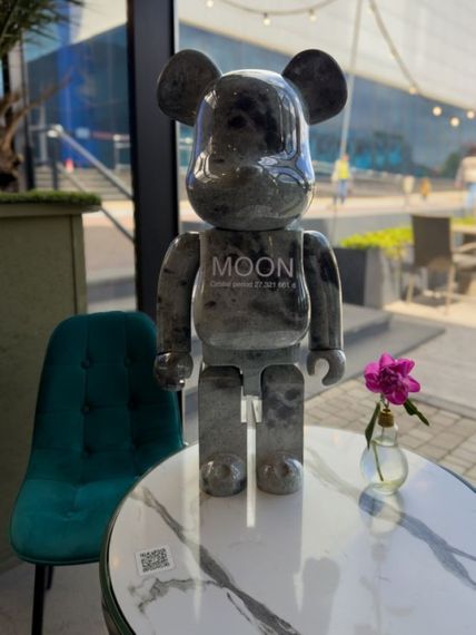 Bearbrick Planet Series Moon дизайнерська статуетка ведмідь Беарбрік 70 см mb002 | Зображення 1