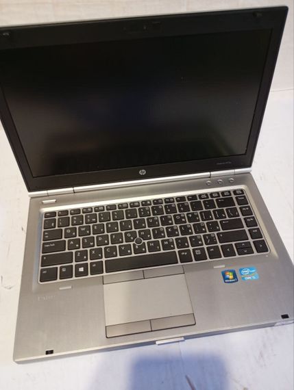 Ноутбук Б-класс HP EliteBook 8470p / 14" (1600x900) TN / Intel Core i5-3320M (2 (4) ядра по 2.6 - 3.3 GHz) / 8 GB DDR3 / 500 GB HDD / Intel HD Graphics 4000 / WebCam / DVD-ROM б/у | Зображення 2