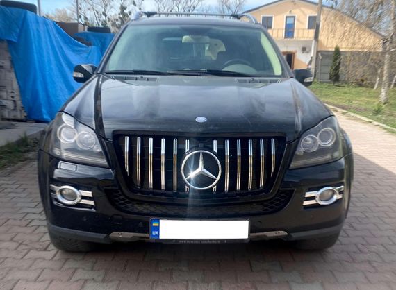 Передня решітка GT (для GL550 USA) для Mercedes GL сlass X164 | Зображення 1
