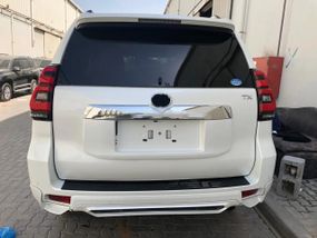 Задня накладка з 3 частин TRD (для 2017-2025, біла) для Toyota Land Cruiser Prado 150