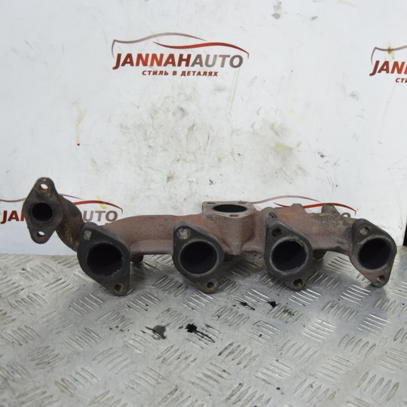 Колектор випускний 2.5 CRDI Kia Sorento 2002-2009 Випускний колектор Кіа Соренто