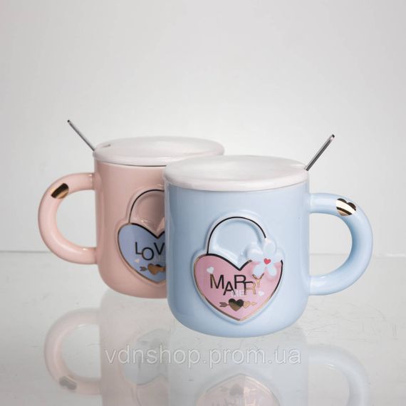 Набір парних порцелянових чашок із серцем 2 (шт) по 400 (мл) чашки на подарунок із кришкою та ложкою Рожевий з блакитним FM-32 | Зображення 4