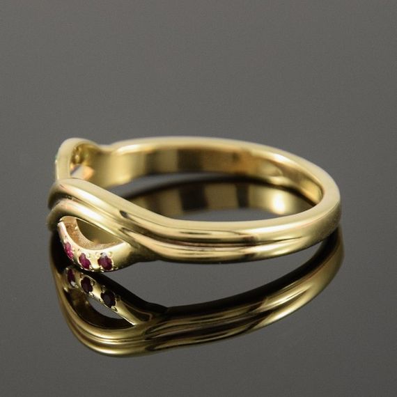 Кольцо из желтого золота с изумрудами и рубинами 17.5 | Зображення 3