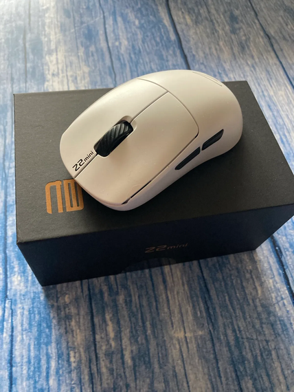 Миша Zaopin Z2 mini MAX 8K, PAW3950 ігрова бездротова миша з трирежимним Bluetooth/ 2,4 ГГц/ USB-C White | Зображення 1