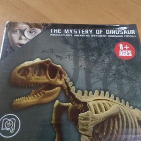 Уценка. Набор для проведения раскопок "Fossil. Archaeology Jurassic" (2 скелета) Повреджена упаковка