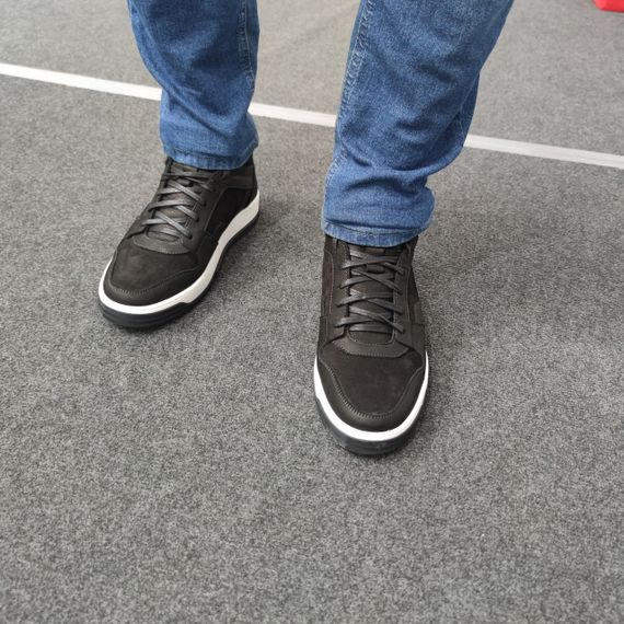 Кеди зимові з нубуку. Черевики на білій підошві 41 42 45 розмір | Зображення 6