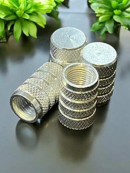 Захисні металеві ковпачки Primo на ніпель, золотник автомобільних коліс - Silver | Зображення 1