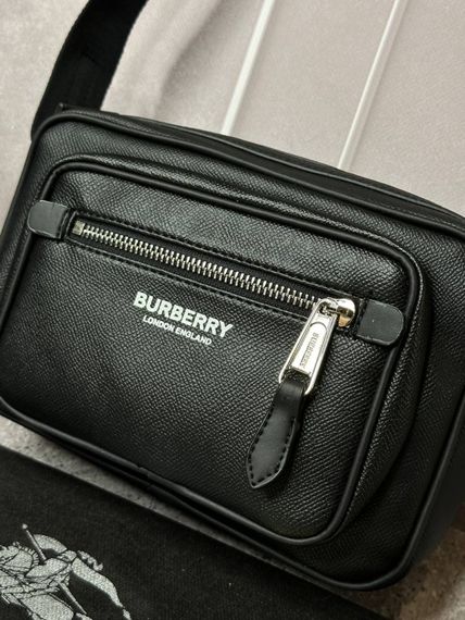 Сумка Burberry небольшого размера через плечо черная с белым лого  S 068-3 | Зображення 1