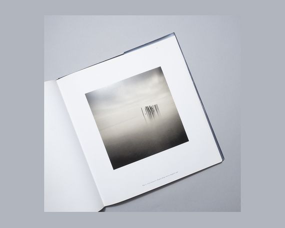 Книга Найкращі фотографи світу Майкл Кенна Michael Kenna "A Twenty Year Retrospective" Б/У книги з фотографії | Зображення 1