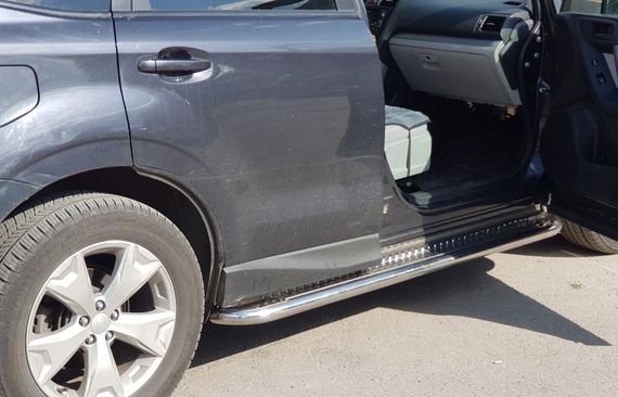 Боковые пороги Premium (2 шт., нерж.) Ø60 для Subaru Forester 2013-2018 гг | Зображення 1