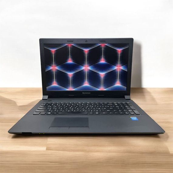 Ноутбук Б-класс Lenovo B50-30 / 15.6" (1366x768) TN / Intel Celeron N2840 (2 ядра по 2.16 - 2.58 GHz) / 4 GB DDR3 / 500 GB HDD / Intel HD Graphics / WebCam б/у | Зображення 1
