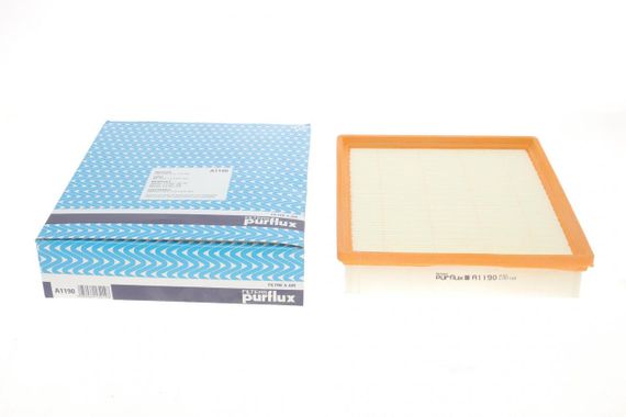 Фильтр воздушный Renault Master 2.2 2.5dCi 03- A1190