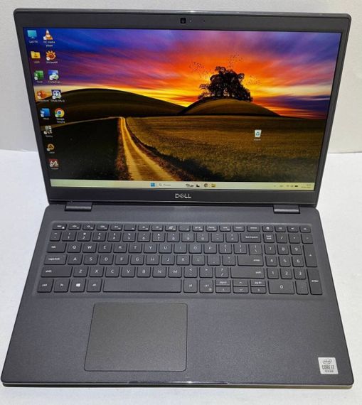 Ноутбук Dell Latitude 3510 / 15.6" (1920x1080) IPS / Intel Core i7-10510U (4 (8) ядра по 1.8 - 4.9 GHz) / 16 GB DDR4 / 256 GB SSD / Intel UHD Graphics / WebCam / Windows 11 Pro б/в | Зображення 1