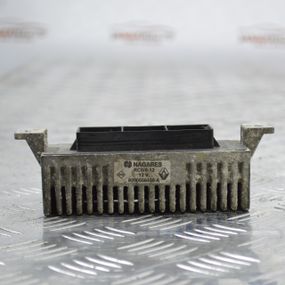 Реле свічок накалу Renault Trafic Scenic Master Megane Kangoo Laguna Рено Трафик Мастер 8200558438A 8200558438