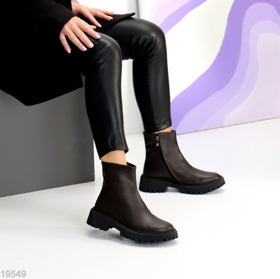 Топові лаконічні зимові шкіряні черевики колір Шоколад | Зображення 4