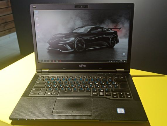 Ноутбук Fujitsu LifeBook E449 / 14" (1920x1080) IPS / Intel Core i3-8130U (2 (4) ядра по 2.2 - 3.4 GHz) / 16 GB DDR4 / 240 GB SSD / Intel UHD Graphics 620 / WebCam / LTE б/у | Зображення 1