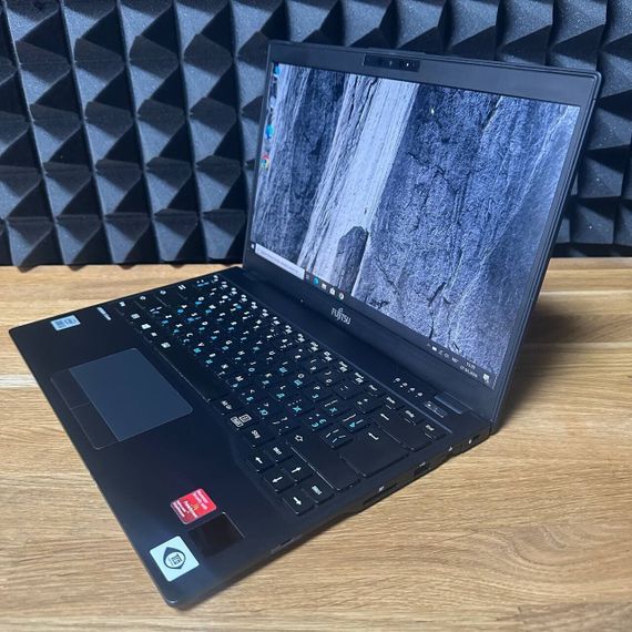 Ультрабук Fujitsu LifeBook U9310 / 13.3" (1920x1080) IPS / Intel Core i5-10210U (4 (8) ядра по 1.6 - 4.2 GHz) / 16 GB DDR3 / 512 GB SSD / Intel UHD Graphics / WebCam б/у | Зображення 3
