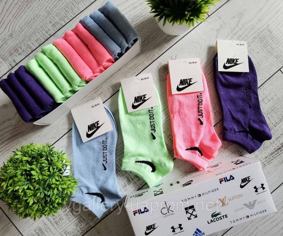 Шкарпетки низькі Nike різні кольори, жіночі шкарпетки Найк різнокольорові, спортивні шкарпетки
