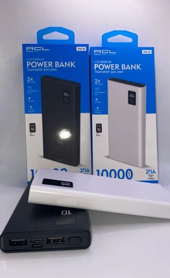 Універсальна мобільна батарея 10000mAh з USB-C та 2xUSB