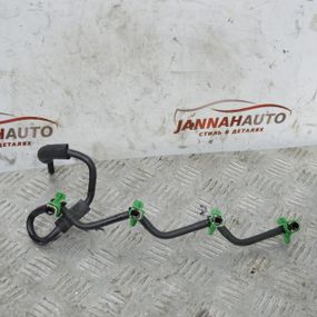 Патрубок шланг обратки палива 1.6 TDCI 8V Ford Focus III C-Max II 2010-2019 Трубка паливна Форд STU1313040