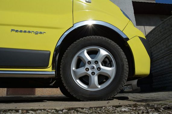 Накладки на колісні арки (4 шт., нержавійка) 2007-2015 для Opel Vivaro рр