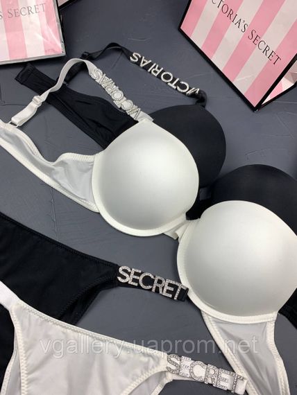 Комплект чорного жіночої нижньої білизни Victoria's Secret Модель Букви Стрази Вікторія Сікрет | Зображення 1