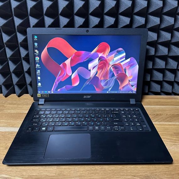Ноутбук Б-класс Acer Aspire 3 A315-51 / 15.6" (1920x1080) TN / Intel Core i3-7130U (2 (4) ядра по 2.7 GHz) / 8 GB DDR4 / 128 GB SSD / Intel UHD Graphics 620 / WebCam б/у | Зображення 1
