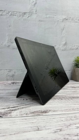 Нетбук Lenovo MIIX 520-12IKB / 12.2" (1920x1080) IPS Touch / Intel Core i5-8250U (4 (8) ядра по 1.6 - 3.4 GHz) / 8 GB DDR4 / 256 GB SSD / Intel UHD Graphics 620 / WebCam б/в | Зображення 6
