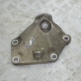 Кронштейн двигуна лівий BMW 5 E60 N52 2003-2010 Кріплення опора мотора БМВ е60 22116768521 6768521