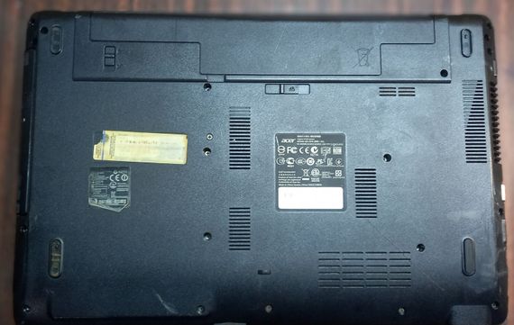 Ноутбук Б-класс Acer Aspire 5749 / 15.6" TN / Core i3-2350M (2(4) ядра по 2.3GHz) / 4GB DDR3 / 500GB HDD / HD Graphics 3000 / WebCam б/у | Зображення 7