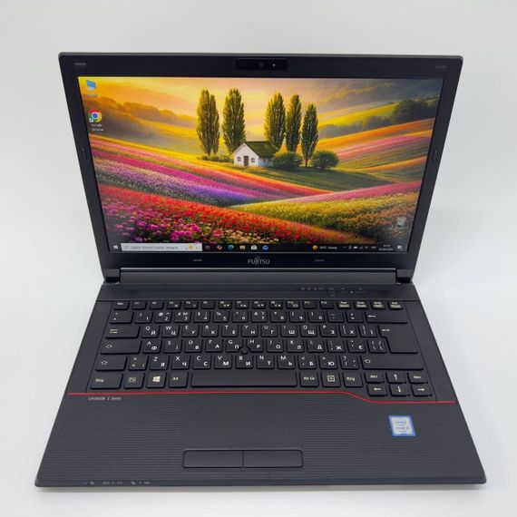 Ультрабук Fujitsu LifeBook E Series / 14" (1920x1080) IPS / Intel Core i5-6200U (2 (4) ядра по 2.3 - 2.8 GHz) / 8 GB DDR4 / 256 GB SSD / Intel HD Graphics 520 / WebCam б/в + Подарунок Мишка та килимок | Зображення 2