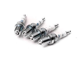 Свечи зажигания Chevrolet "Lacetti" (1.8 16v), Opel "Vectra" (B), Daewoo "Nubira" (16V 2.0) (Silver DR17YS.4K