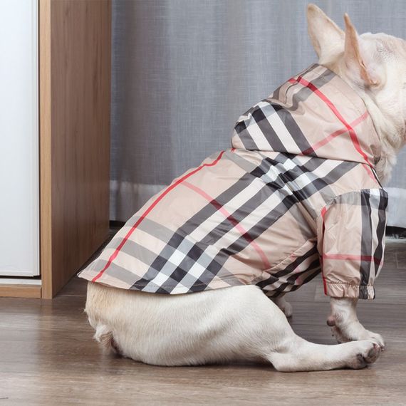 Брендовый дождевик для собак и котов BURBERRY с капюшоном, плащ без задних лап, бежевый | Зображення 2