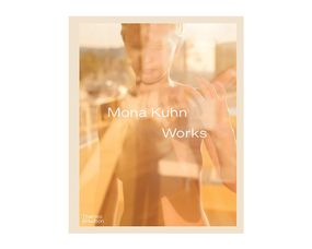 Известные фотографы современности книга фотографий Моны Кун Mona Kuhn "Works" подарочные книги для фотографов