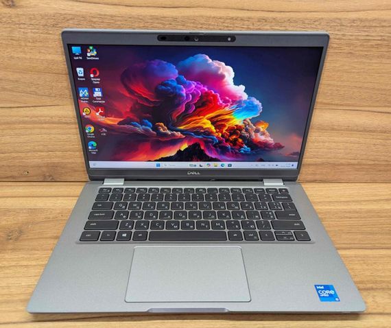 Ультрабук Б-класс Dell Latitude 5320 / 13.3" (1920x1080) IPS / Intel Core i5-1145G7 (4 (8) ядра по 2.6 - 4.4 GHz) / 16 GB DDR4 / 256 GB SSD / Intel Iris Xe Graphics / WebCam / Windows 11 б/у | Зображення 1