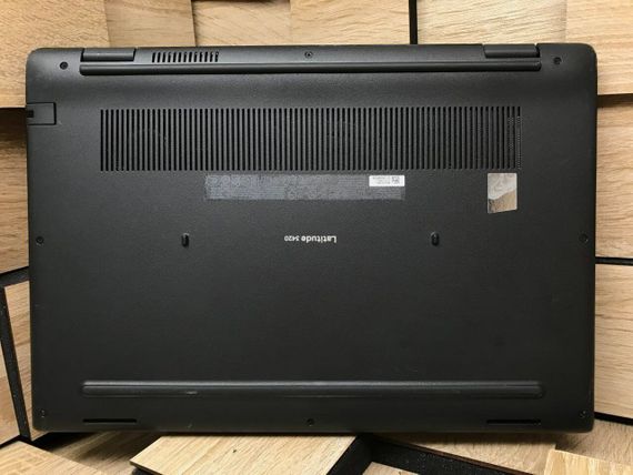 Ноутбук Б-класс Dell Latitude 3420 / 14" (1920x1080) IPS Touch / Intel Core i3-1115G4 (2 (4) ядра по 4.1 GHz) / 8 GB DDR4 / 256 GB SSD / Intel Iris Xe Graphics / Windows 10 б/у | Зображення 9
