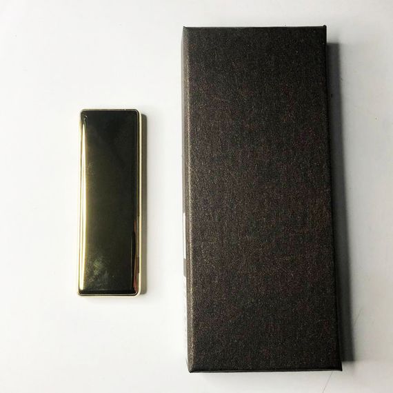 Запальничка USB в подарунковій упаковці з двома спіралями розжарювання. Колір: золотий | Зображення 3