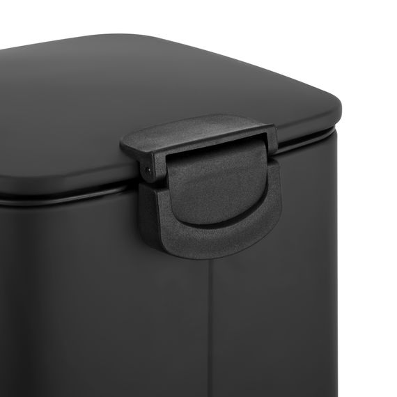 Відро для сміття з плавним закриттям квадратне ZERIX KUBIX-TC0106 BLACK 6 л (колір чорний) (ZX5890) | Зображення 1