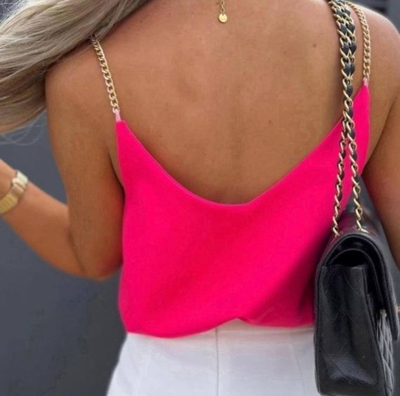 Женская легкая майка-топ из софта на тонких бретельк-цепочках MI617 размер 42/44 цвет розовый | Зображення 1